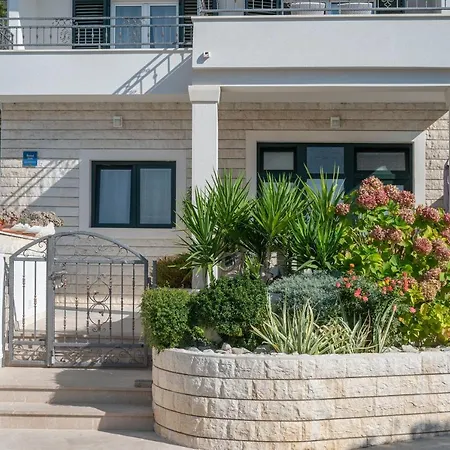 דירה Talija