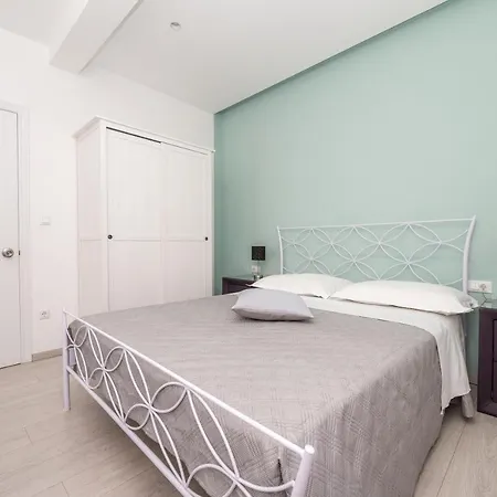 Apartamento Talija *